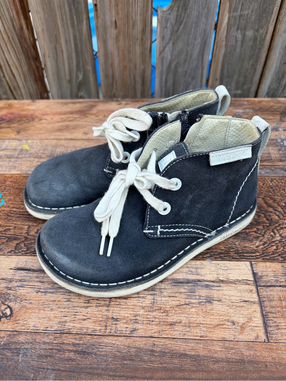 Birkenstock Kids Gray Suede Lace-Up Ankle Boots with Cream Laces Size 29
